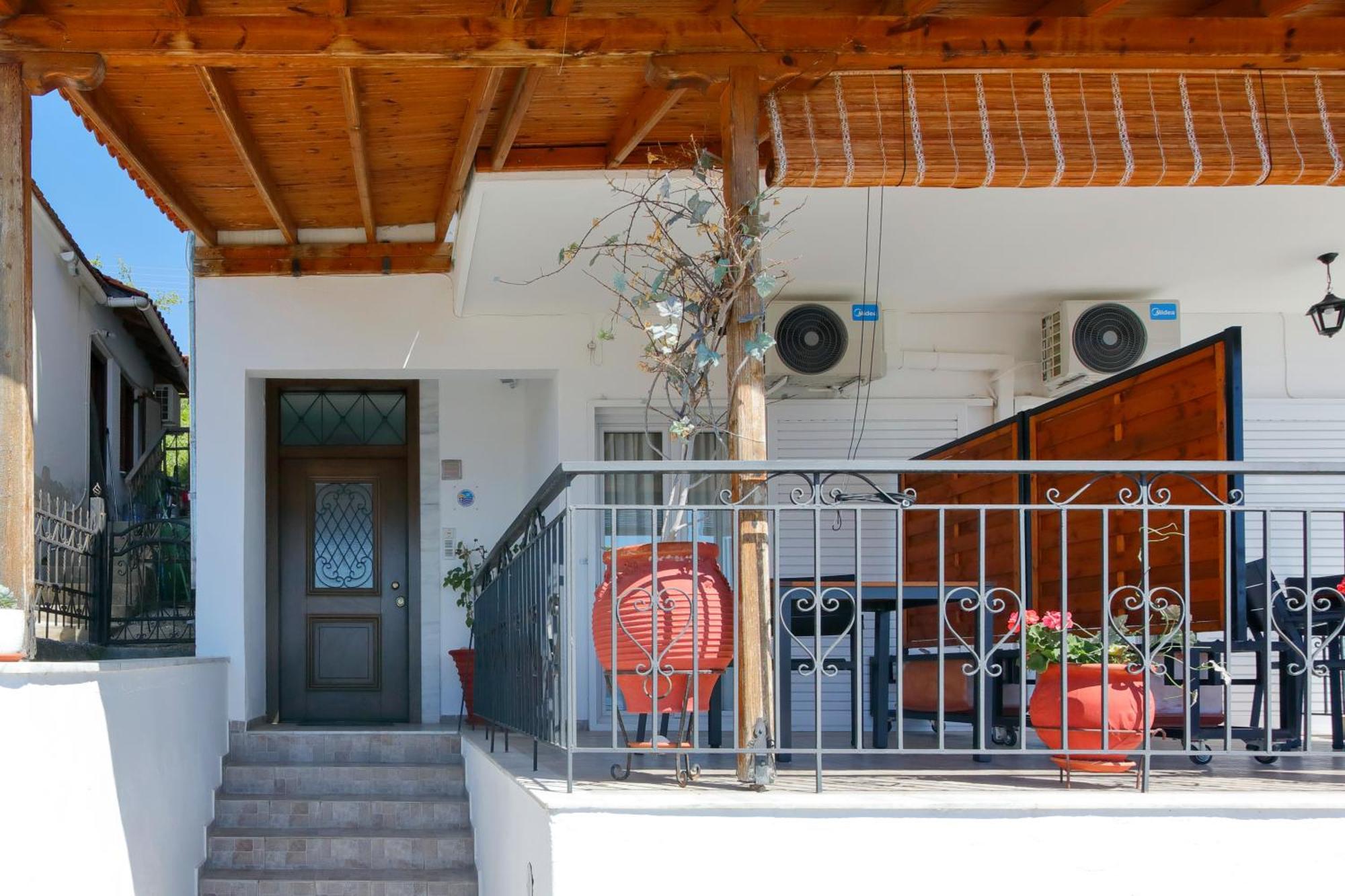 Thea Studios Pyrgadikia Luaran gambar