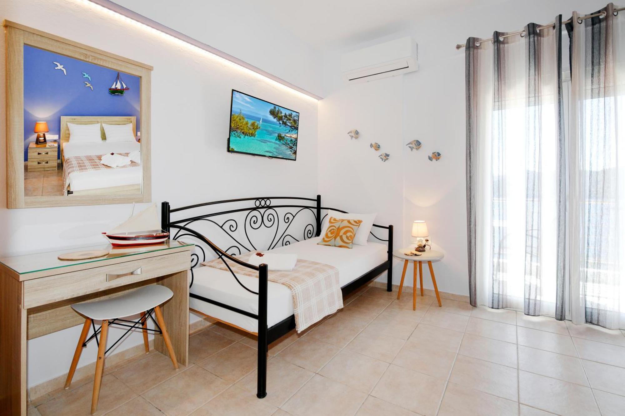 Thea Studios Pyrgadikia Luaran gambar